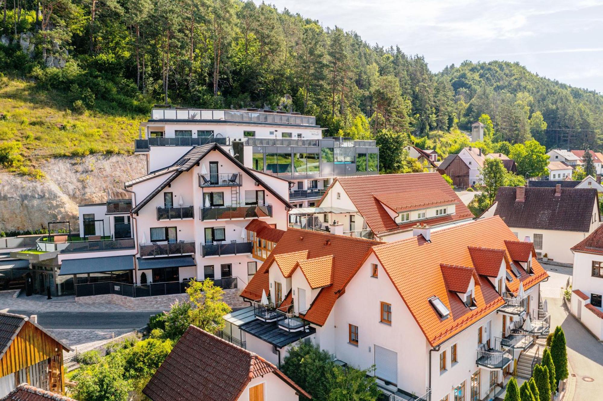 Landhotel Sternwirt - Das Wellnesshotel Zwischen Nuernberg Und Amberg ヘーゲン エクステリア 写真