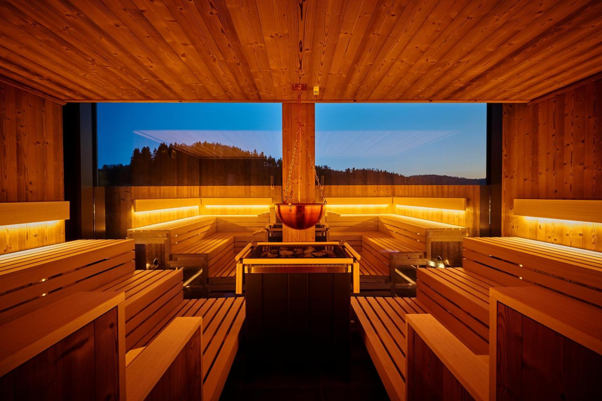 Landhotel Sternwirt - Das Wellnesshotel Zwischen Nuernberg Und Amberg ヘーゲン エクステリア 写真